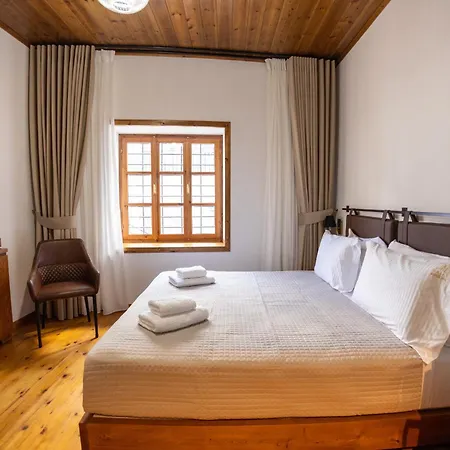 Hajat Boutique Hotel *