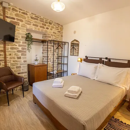 Hajat Boutique * Αργυρόκαστρο